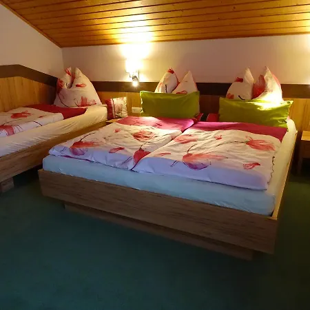 Hierzegger Apartman Tauplitz